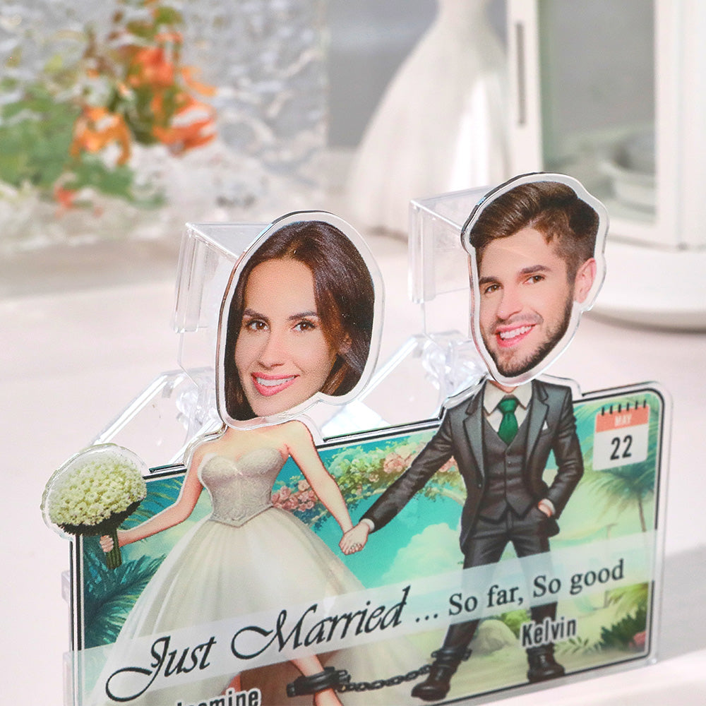 Personalized Face Newlywed Couple Shaking Head Standee Gift for Newlyweds