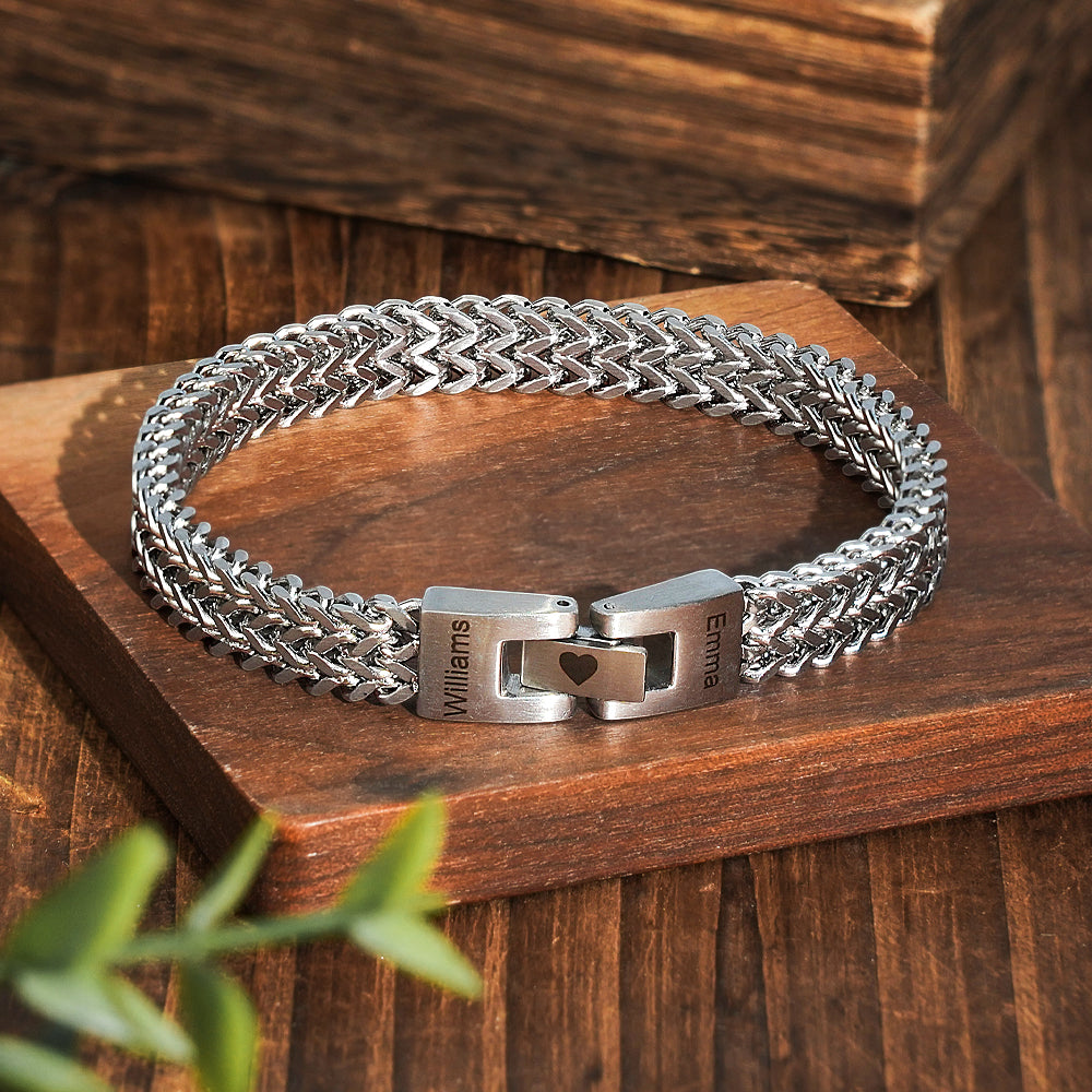 Personalized Men's Stainless Steel Interlocking Bracelet with Engraved Names Bracelet Gift for Him