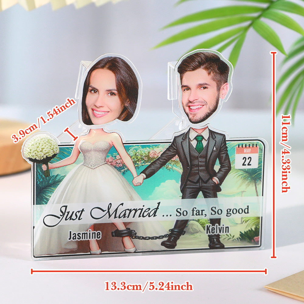 Personalized Face Newlywed Couple Shaking Head Standee Gift for Newlyweds