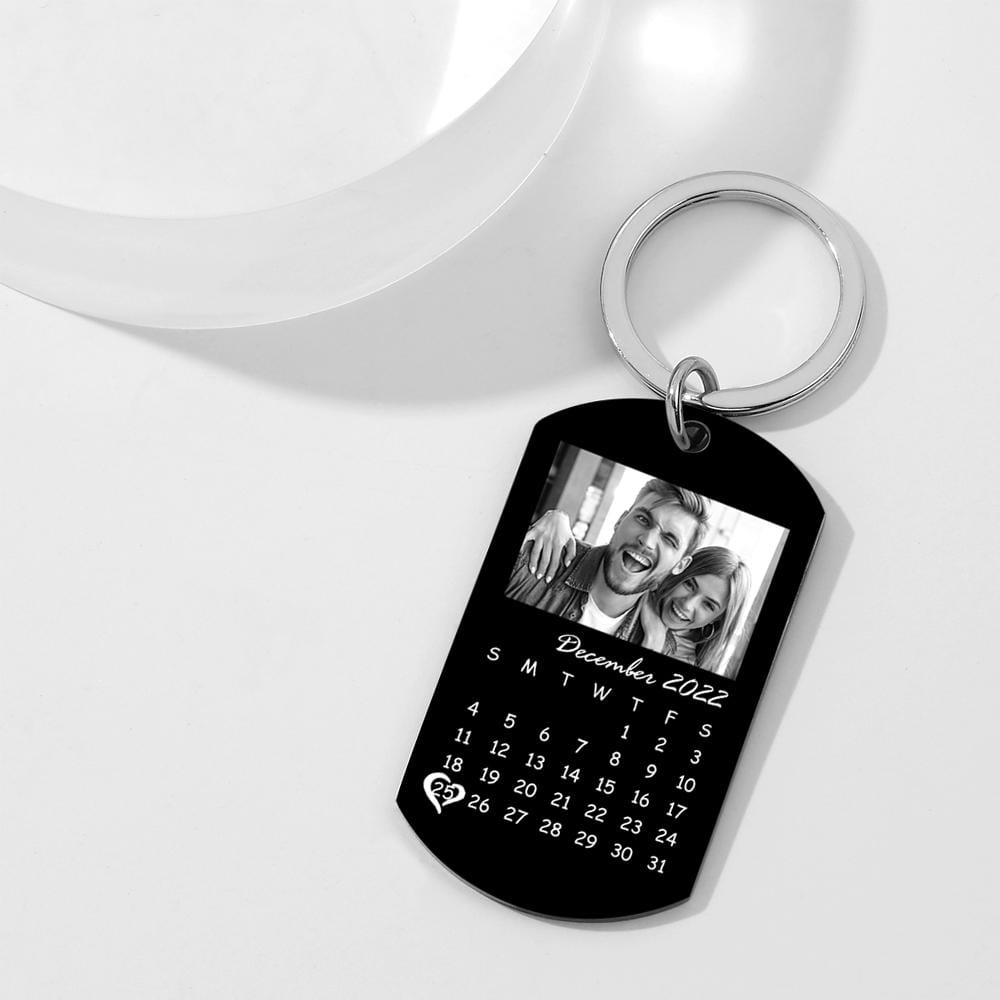 Weeding Gifts Custom Black Filter Photo Calendar Keychain Unique Design Gift For Loved Ones On Anniversary