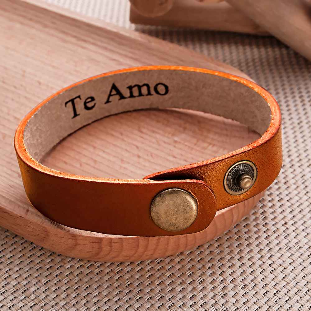 Engraved Leather Bracelet Personalized Vintage Simple Bracelet For Men