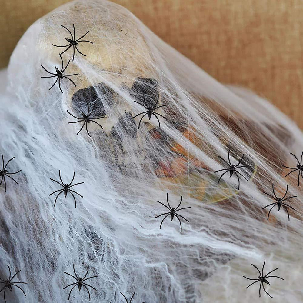 Halloween Animated Hanging Skulls Head Covered with Spider Webs and Light Up Eyes Halloween Party Decorations